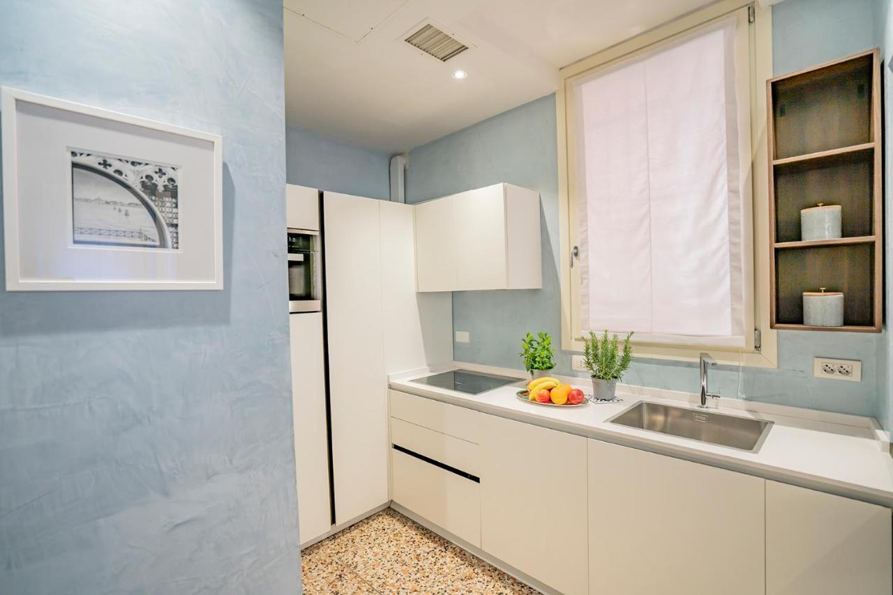 Dimora Sant'Andrea Canal View Venice Luaran gambar